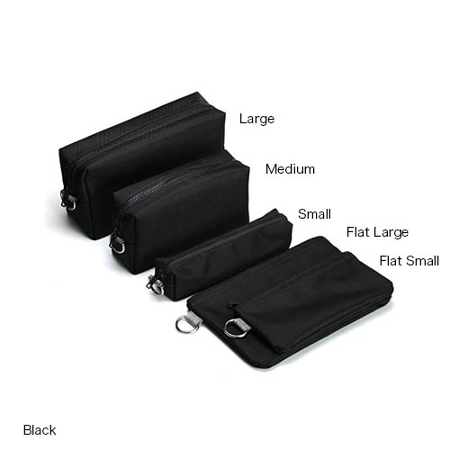 耐久性に優れた1686d ポリエステルを使用したソリッドポーチ。