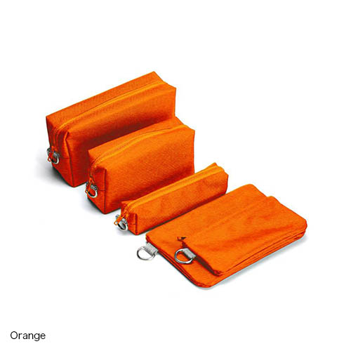 耐久性に優れた1686d ポリエステルを使用したソリッドポーチ。