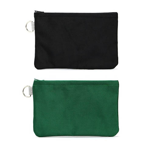 耐久性に優れた1686d ポリエステルを使用したソリッドポーチ。