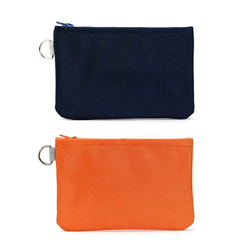 耐久性に優れた1686d ポリエステルを使用したソリッドポーチ。