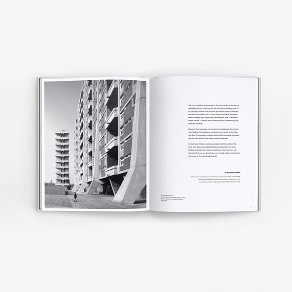 ZUPAGRAFiKA 洋書 ハードカバー 