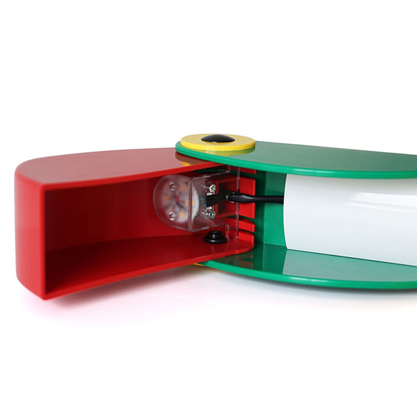 アイコニックな70年代ヴィンテージを現代に甦らせたLEDランプ