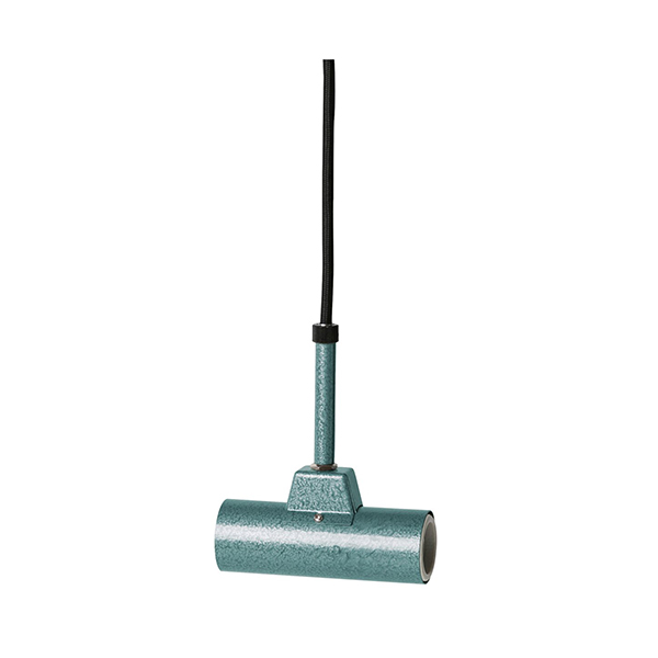 インダストリアル感が好きな方にオススメなハンマートン塗装を施したダブルソケット。