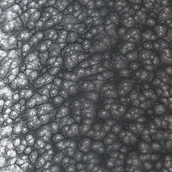 インダストリアル感が好きな方にオススメなハンマートン塗装を施したダブルソケット。