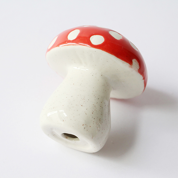 そのままオブジェとして飾っても可愛いキャンドルホルダー。