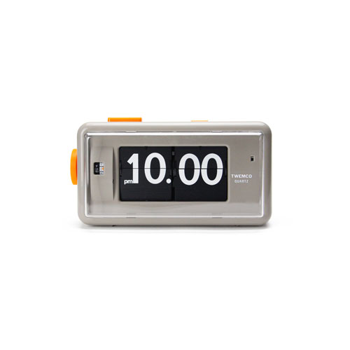 トゥエンコ社のライト・アラーム付きフリップ時計。