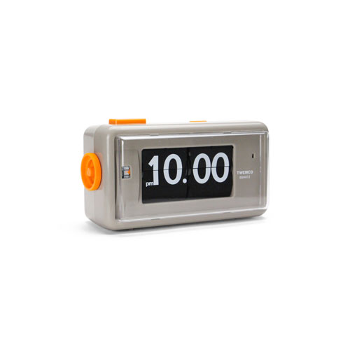 トゥエンコ社のライト・アラーム付きフリップ時計。