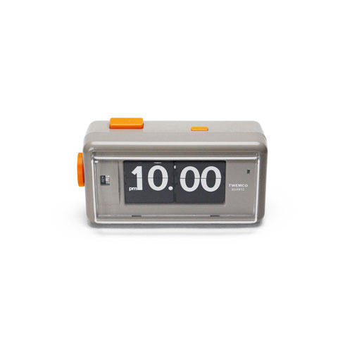 トゥエンコ社のライト・アラーム付きフリップ時計。