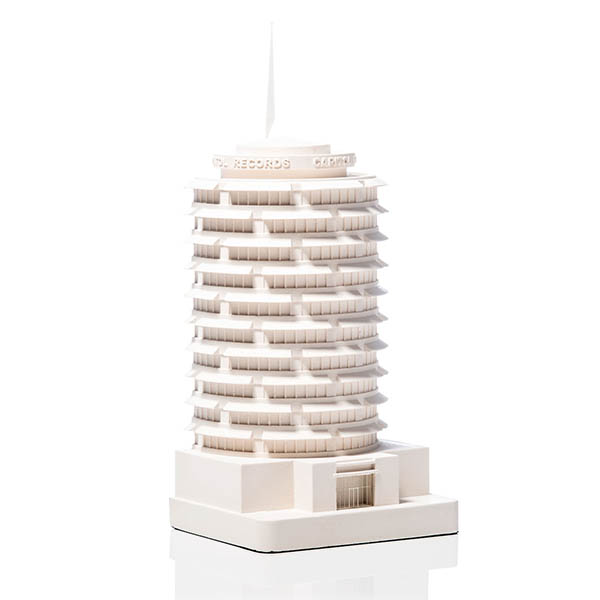 世界的な建築物のランドマークや街並みを再現。