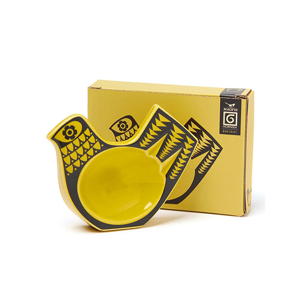 1960～70年代のレトロな図柄を採用したストーンウェアシリーズ。