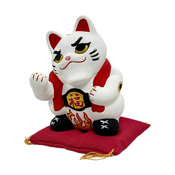 アントニオ猪木のような招き猫。