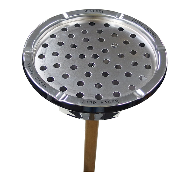 場所をとらないスリム型でかっこいいスタンド灰皿。