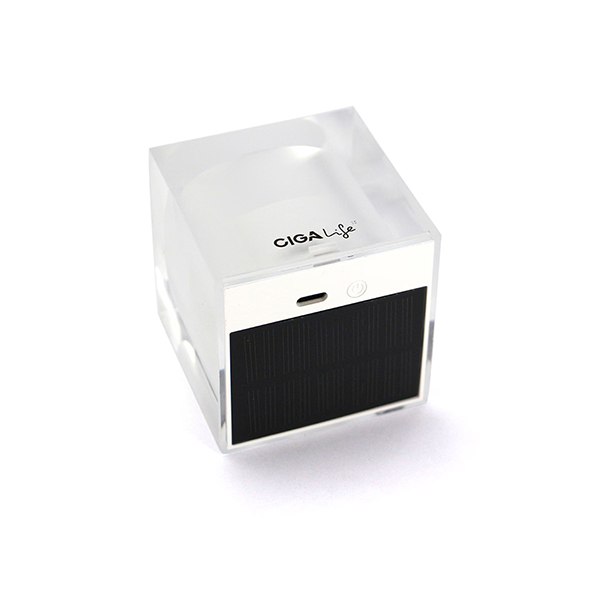 環境にやさしいソーラー充電式LEDキャンドル。