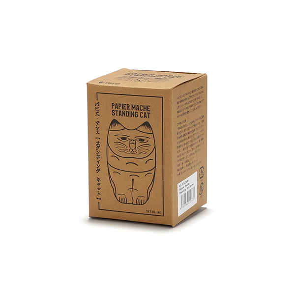 インドの職人が一つひとつ丁寧に手描きで仕上げた、猫モチーフのパピエマシェ小物入れ。