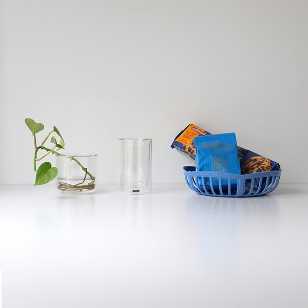 旧東ドイツ時代から愛され続けるプラスチックバスケット。