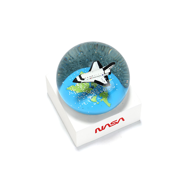 NASAのスノードーム。