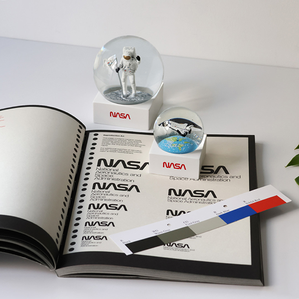 NASAのスノードーム。