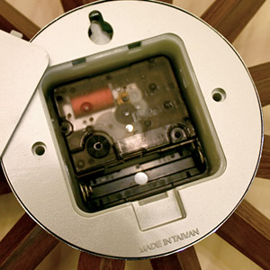 さまざまなインテリアにマッチし、空間を引き締めてくれます