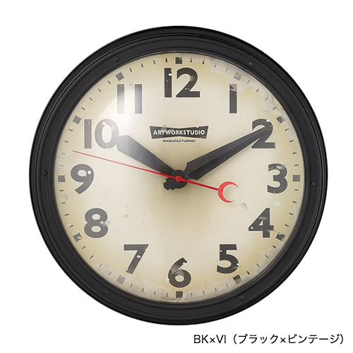 ビンテージ感あふれる掛け時計