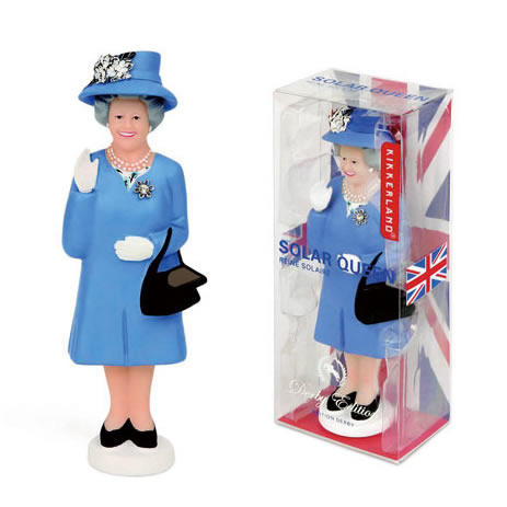 競馬と馬を長年愛する女王に敬意を払ったダービーエディションバージョン。