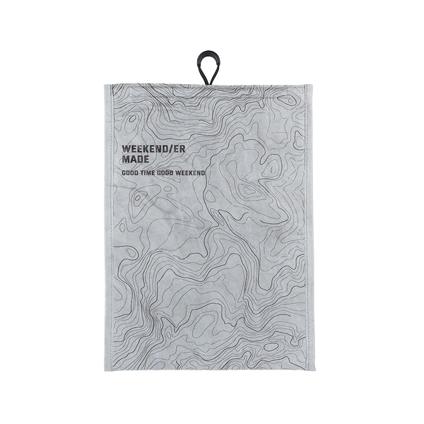 高密度ポリエチレンを使用したPCケース。