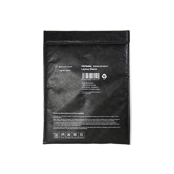 「SHANK HEATER」をより快適に持ち運び、スマートに使うために仕上げた、スペシャルな別注ケース。