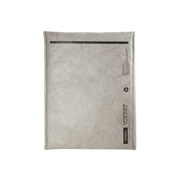 超軽量・高耐久素材を採用したノートパソコンケース。