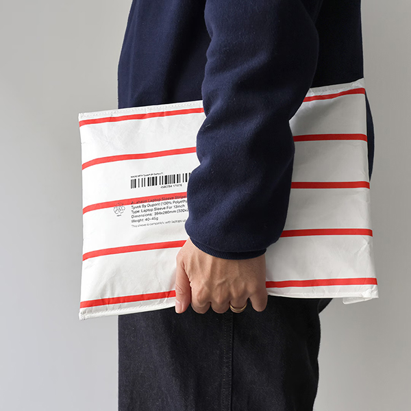 超軽量・高耐久素材Tyvek（タイベック）を採用したノートパソコンケース