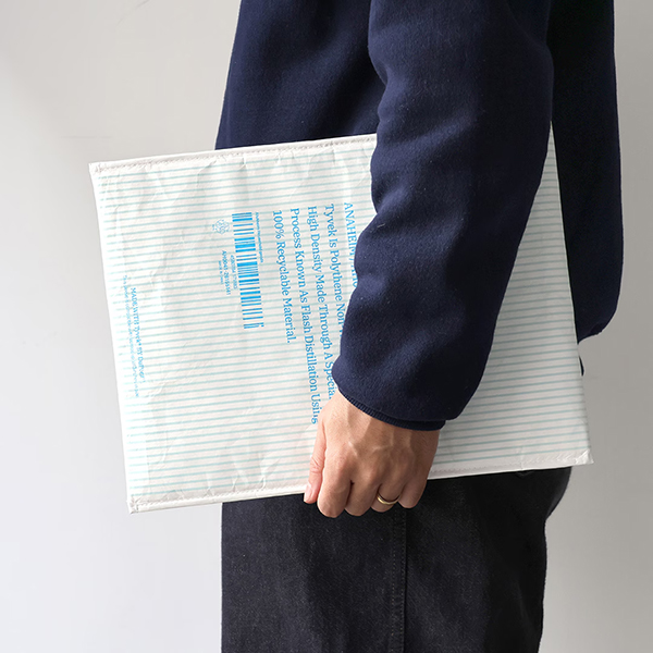超軽量・高耐久素材Tyvek（タイベック）を採用したノートパソコンケース
