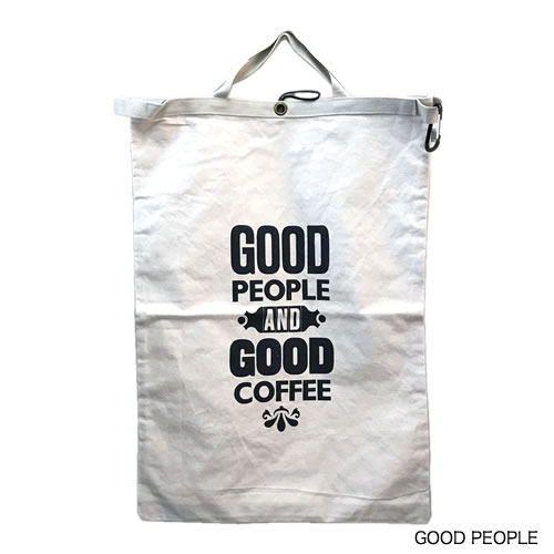 ランドリーバッグとして、ゴミ袋をセットしてアウトドアでのダストボックスとして。