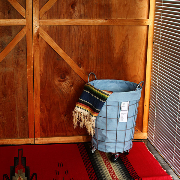 主張しすぎずインテリアに程よいアクセントをプラスします。