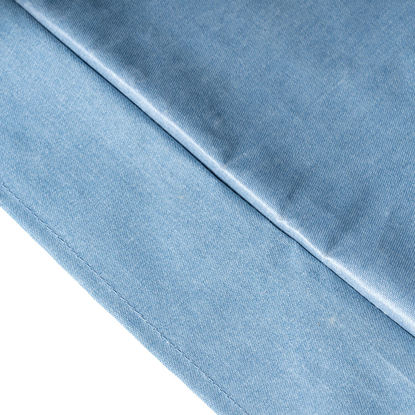 主張しすぎずインテリアに程よいアクセントをプラスします。