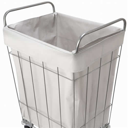 無機質＆インダストリアルなランドリーバスケット。