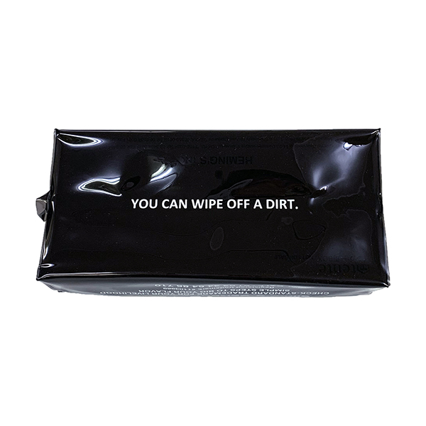 インテリアに合わせやすいシンプルでユニセックスなデザインのティッシュボックスカバー