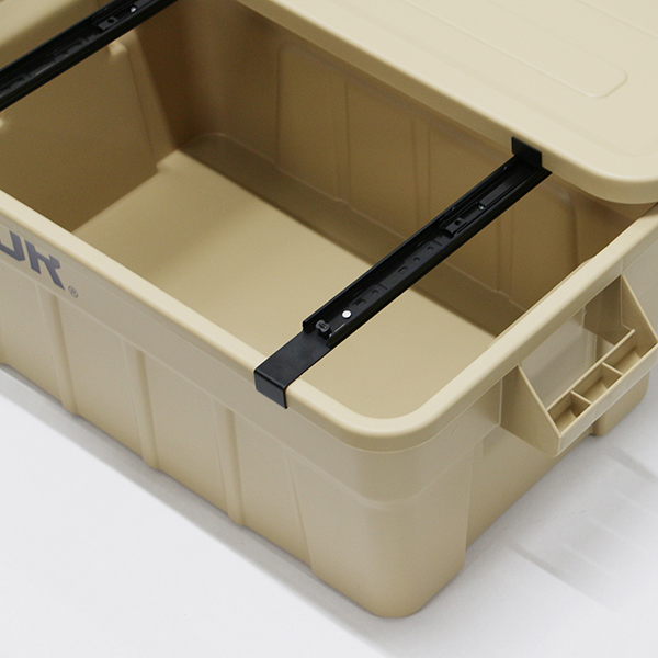 テーブル使いしたまま中の物を出し入れすることができるTHOR Large Totes 53L・75L専用スライドレール。