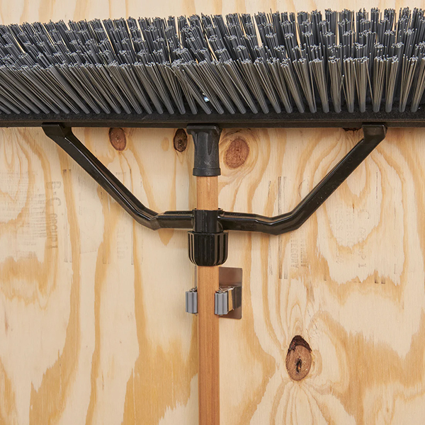 掃除道具やガーデン用品の収納に便利なツールホルダー