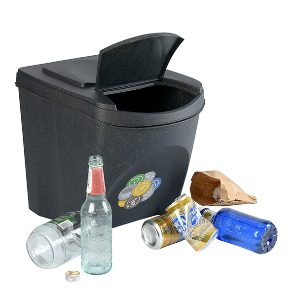 再生プラスチックとウッドをミックスさせた、再生原料で作ったゴミ箱3点のセット。