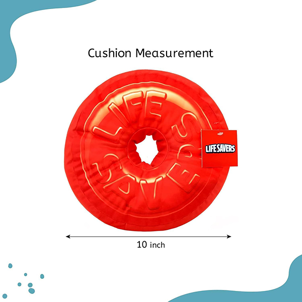 ライフセーバーズ公式ライセンスのキャンディー型クッション。