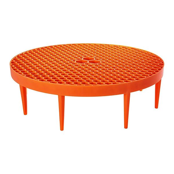 特殊なハニカム構造で、洗車ミットについた汚れや砂などをろ過。