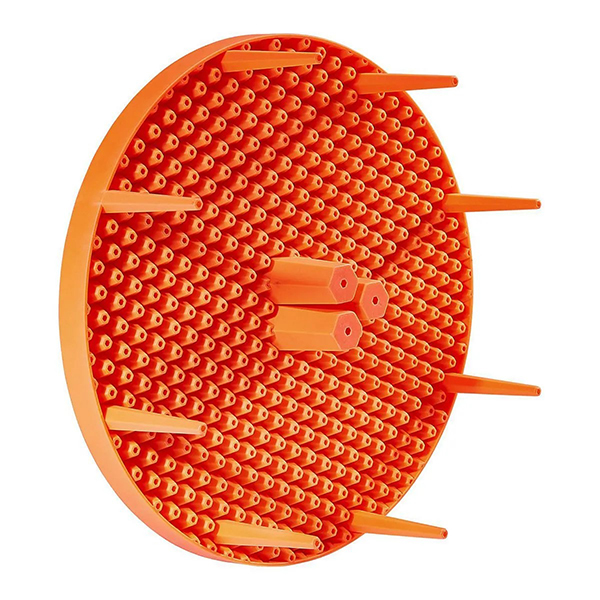 特殊なハニカム構造で、洗車ミットについた汚れや砂などをろ過。