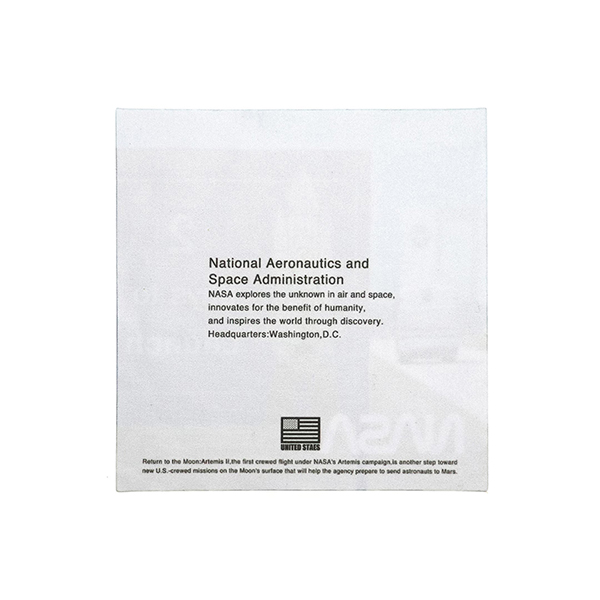 アメリカ航空宇宙局 NASA の公式デザインを採用したマイクロファイバークロス。