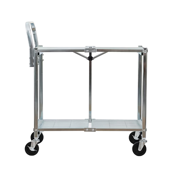 スリムに折りたためる構造ながら、高い耐荷重と安定感を備えています。