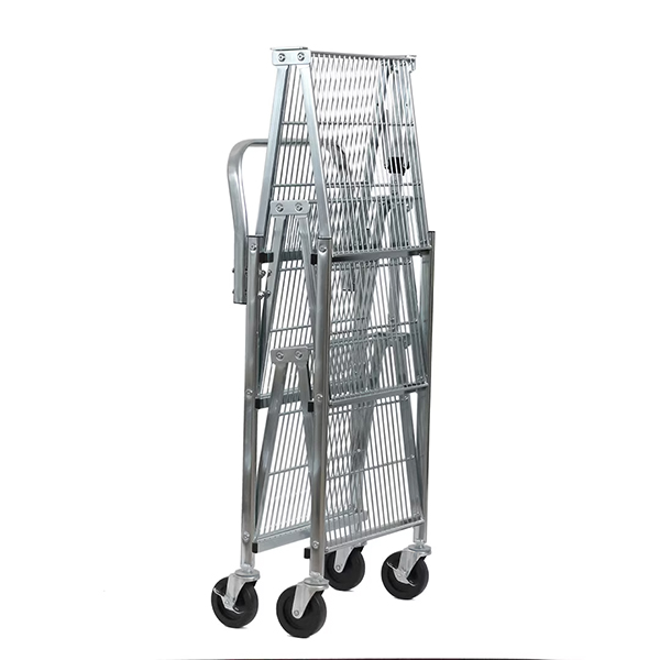 スリムに折りたためる構造ながら、高い耐荷重と安定感を備えています。