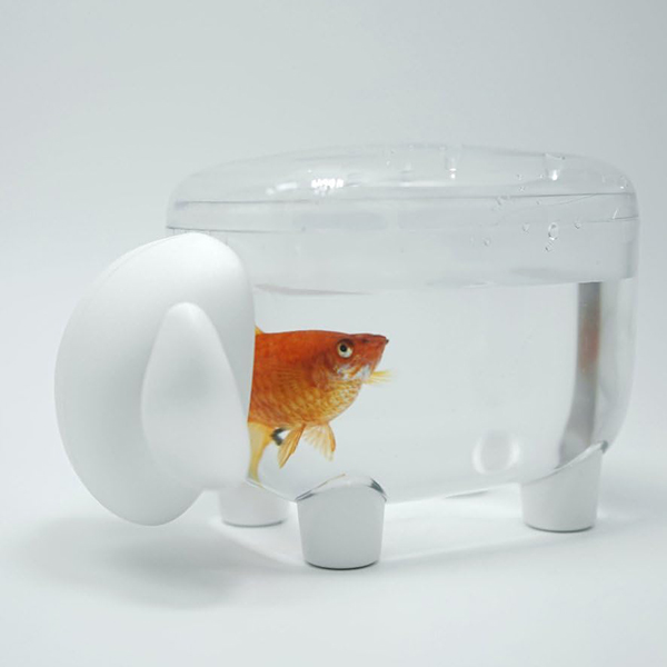 コットンや綿棒を入れてふわふわの羊に