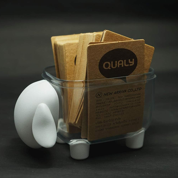 コットンや綿棒を入れてふわふわの羊に