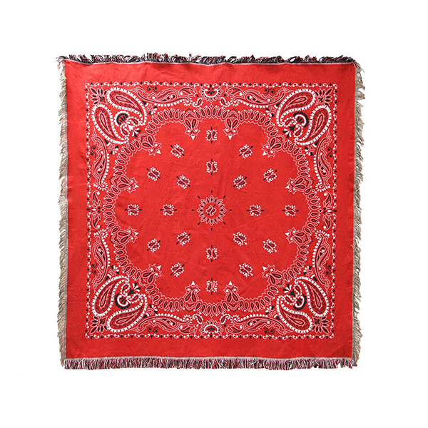 70~80年代に見られたペイズリー柄を取り入れた、大判サイズのスローケット。