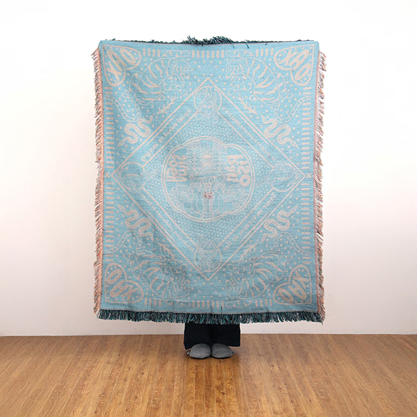 メキシコのカルチャーをモチーフにした、バンダナデザインのスローケット。