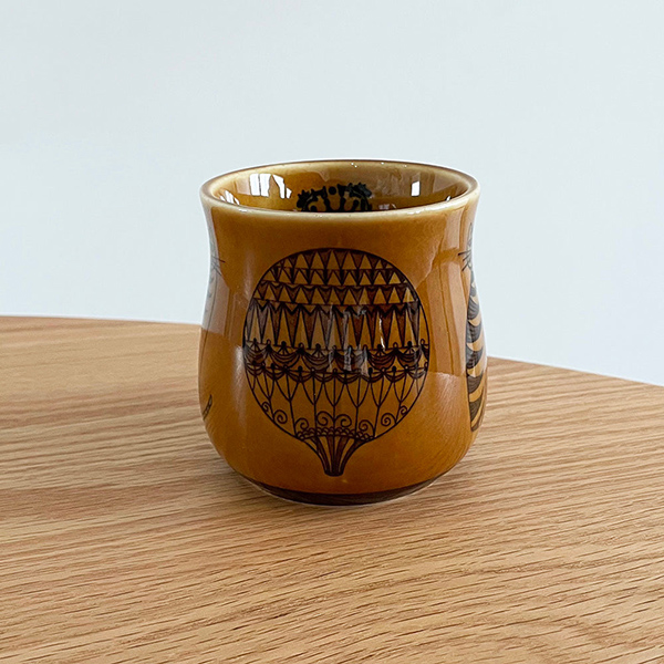 どこか懐かしいデザインオールドカッパーマグカップ。