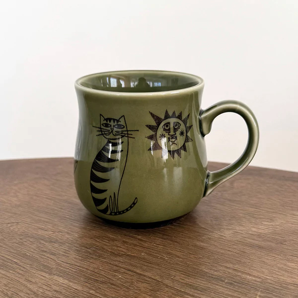 どこか懐かしいデザインオールドカッパーマグカップ。