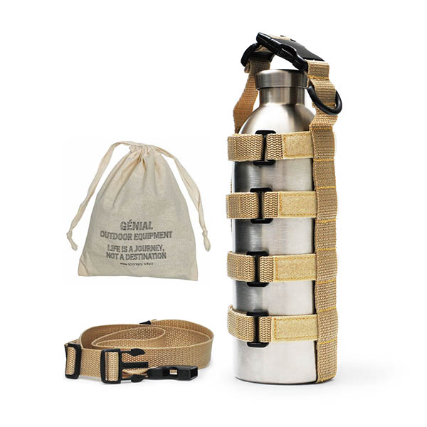 ベルクロでサイズを変更できるループストラップ仕様のボトルカバー。